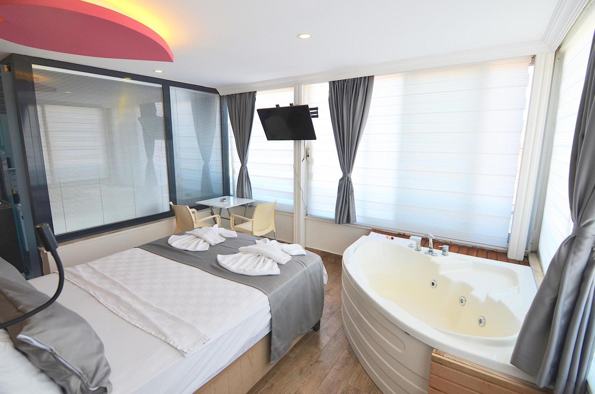 Mykonut Apart Hotel Fethiye Exterior foto